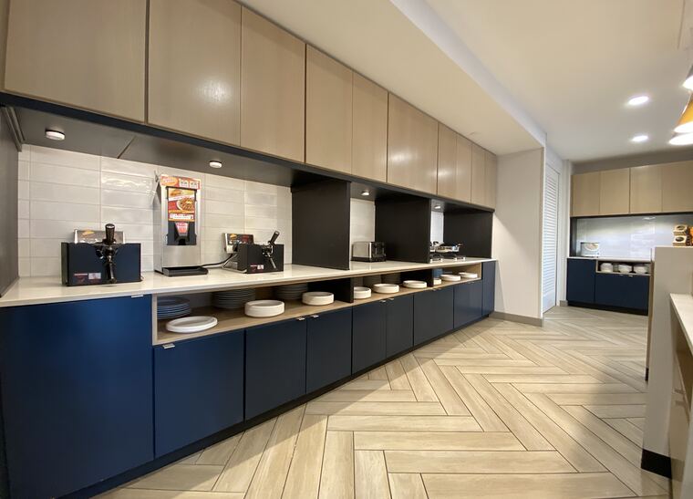 Commercial servery counter